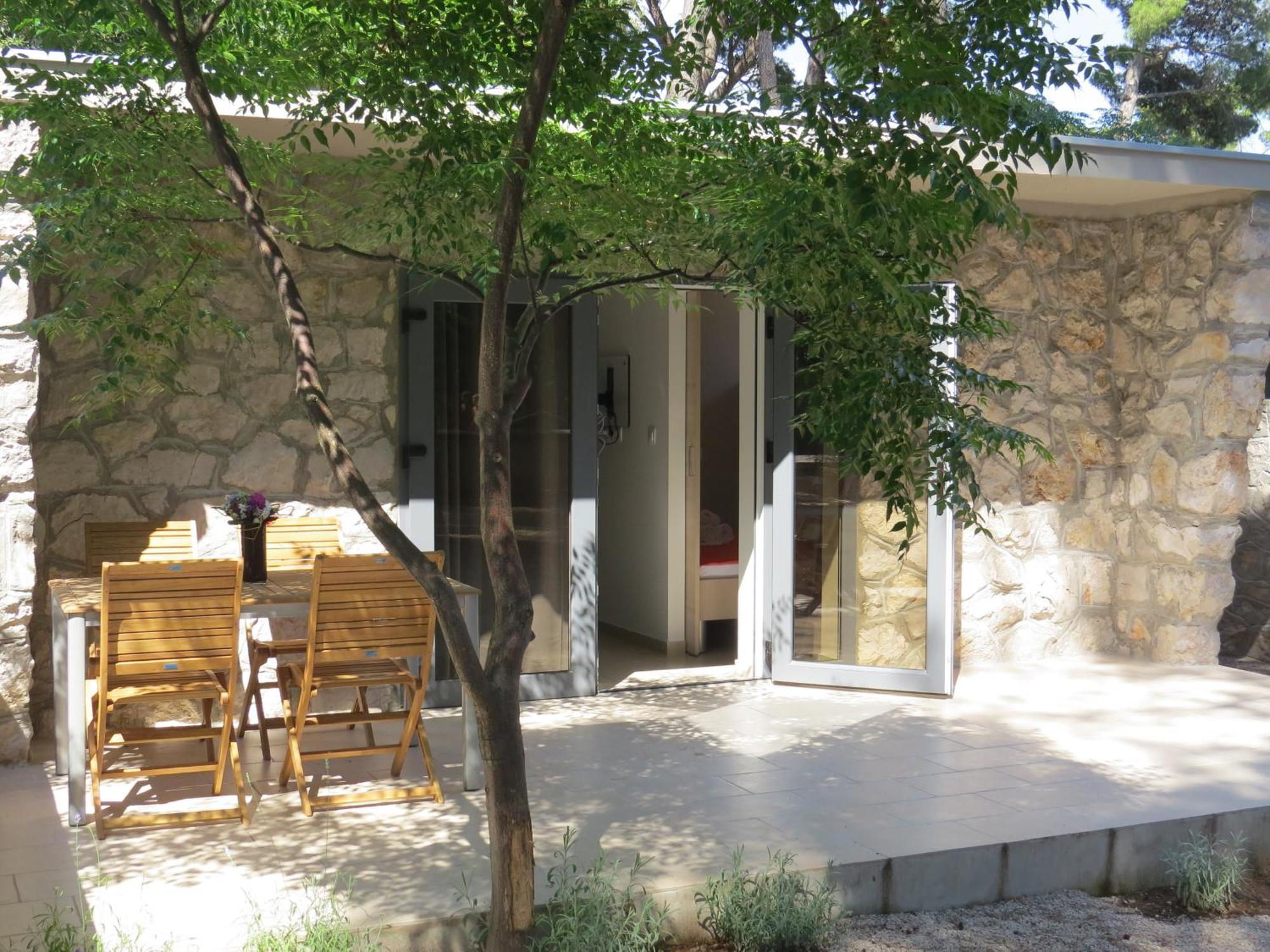 Camping Mia Bungalow & Mobile Home Biograd Na Moru Exterior foto