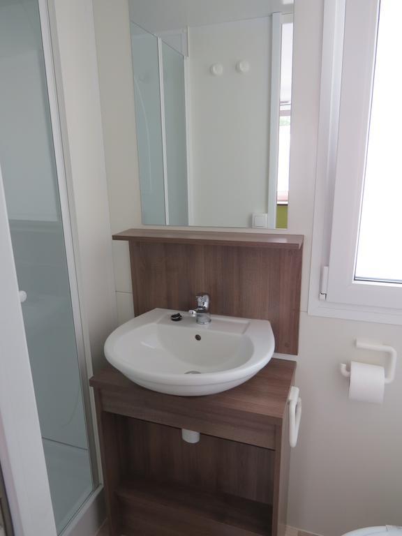 Camping Mia Bungalow & Mobile Home Biograd Na Moru Quarto foto