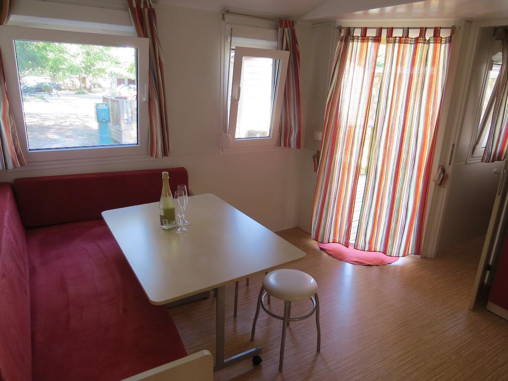 Camping Mia Bungalow & Mobile Home Biograd Na Moru Exterior foto